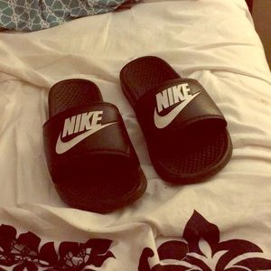 Nike slides